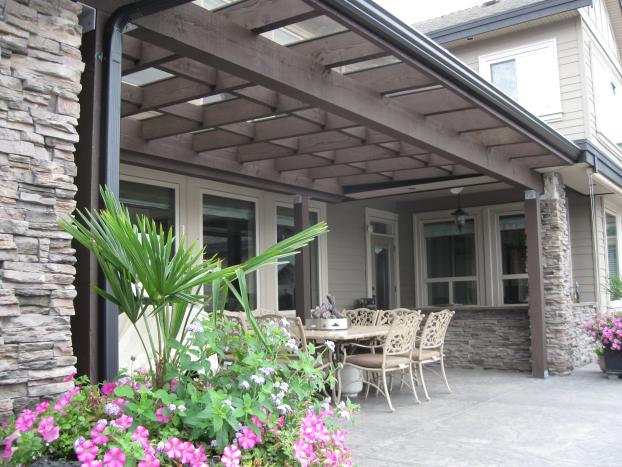 Pergola of the kitchen